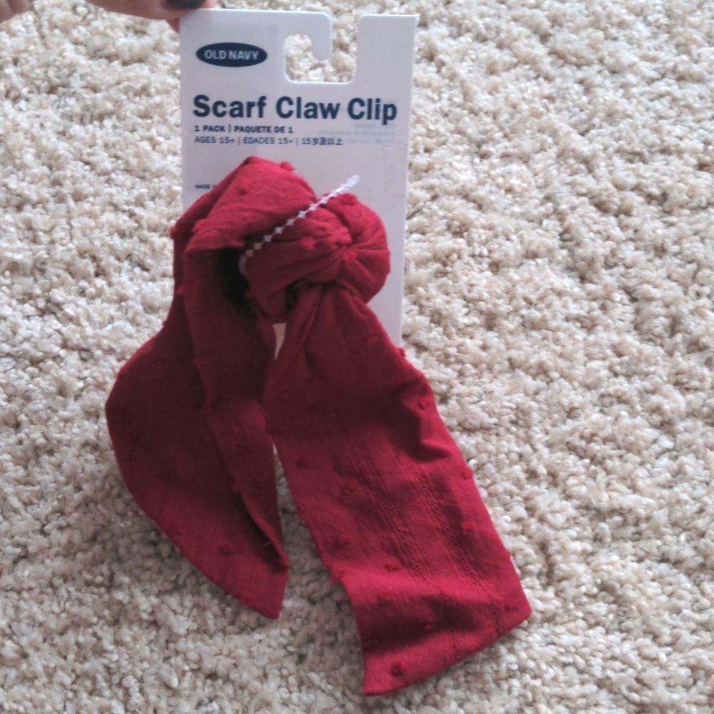 ❗LAST CHANCE❗New! Scarf Claw Clip